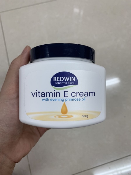 Kem dưỡng vitamin E Redwin 300g Nubeauty 2
